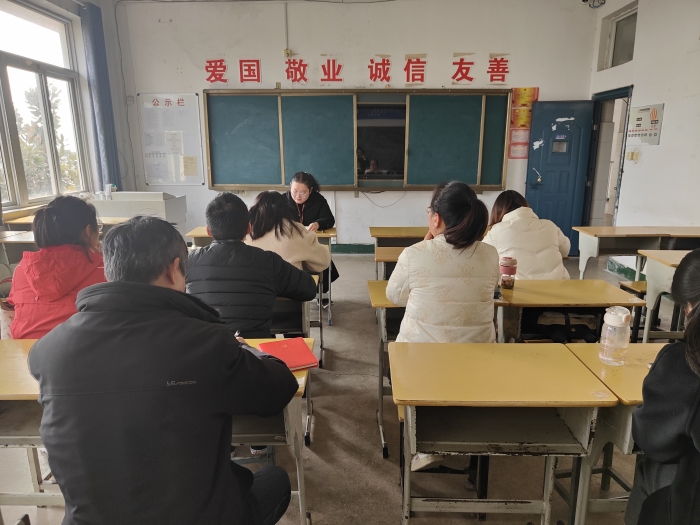 輔導(dǎo)員班主任工作會(huì)議0315_副本.jpg